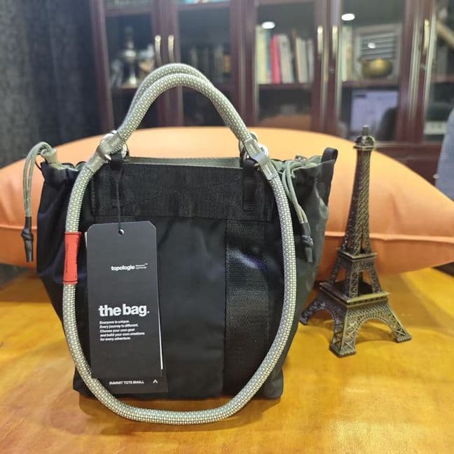 Topologie ナイロン製 ショルダーバッグ シルバー グレー ブラック