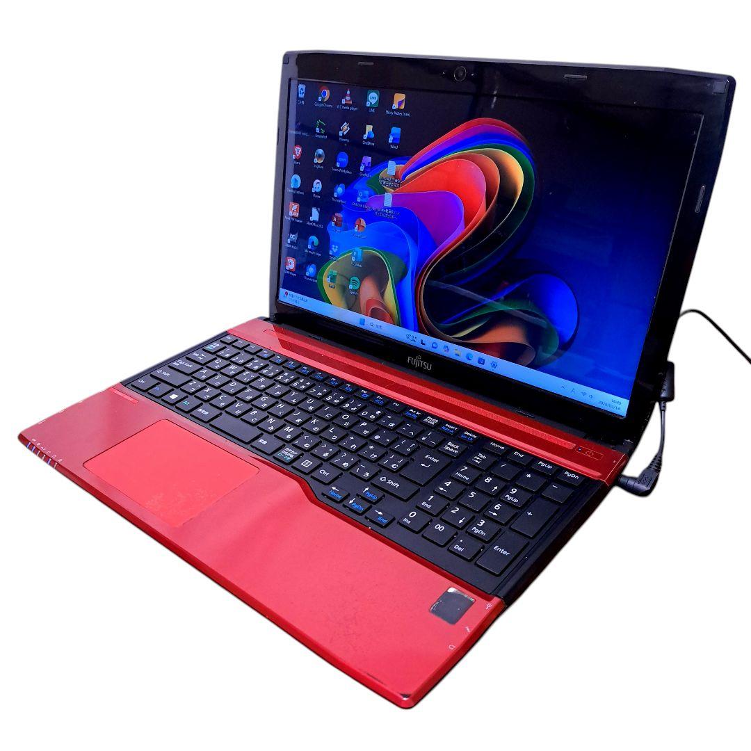 日本製ノートパソコン Windows11 オフィス付き i7 16GB SSD