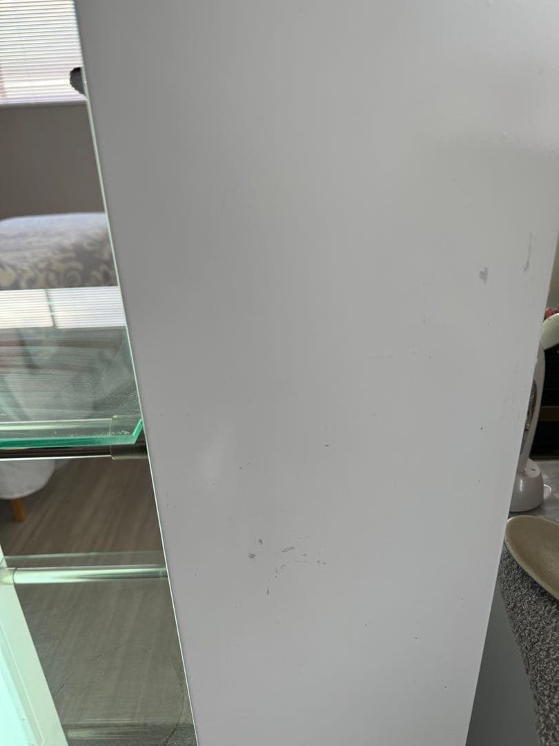 ホワイトシェルフ（ライト付）棚エステサロン