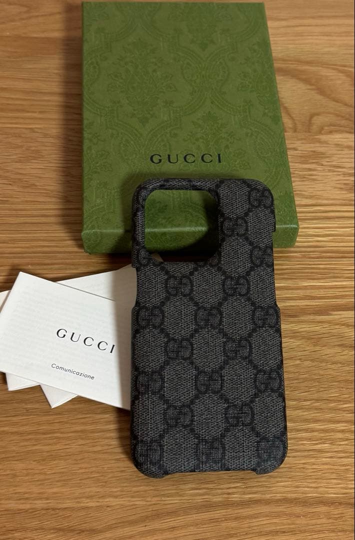 お値下げ❗️新品未使用GUCCIオフィディアアイホン15proケースGG柄ブラック
