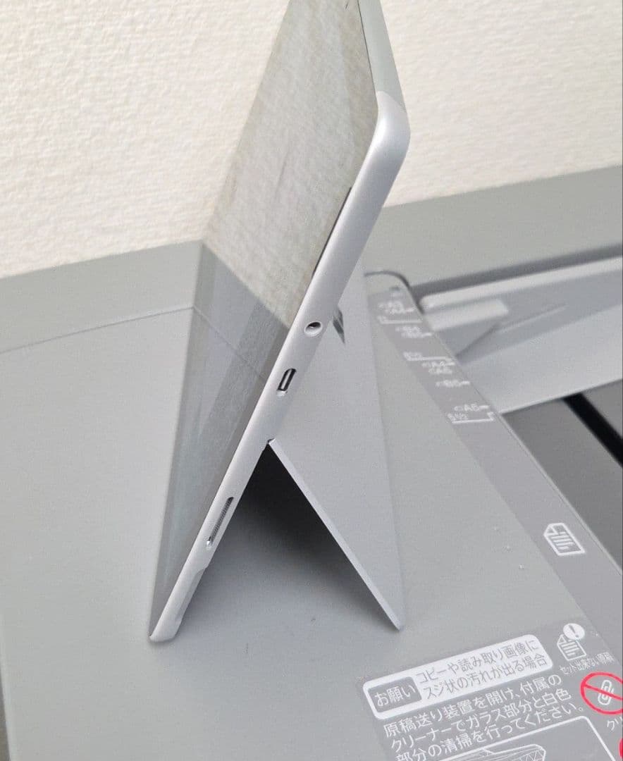 Surface Go2（4GB64GB）本体　windows 11対応モデル
