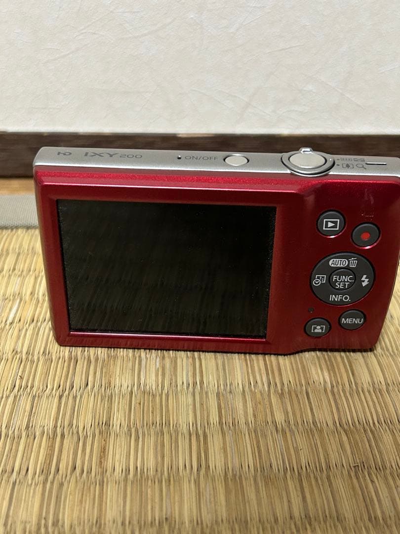 デジカメ　CANON キャノン　デジタルカメラ　PC2333