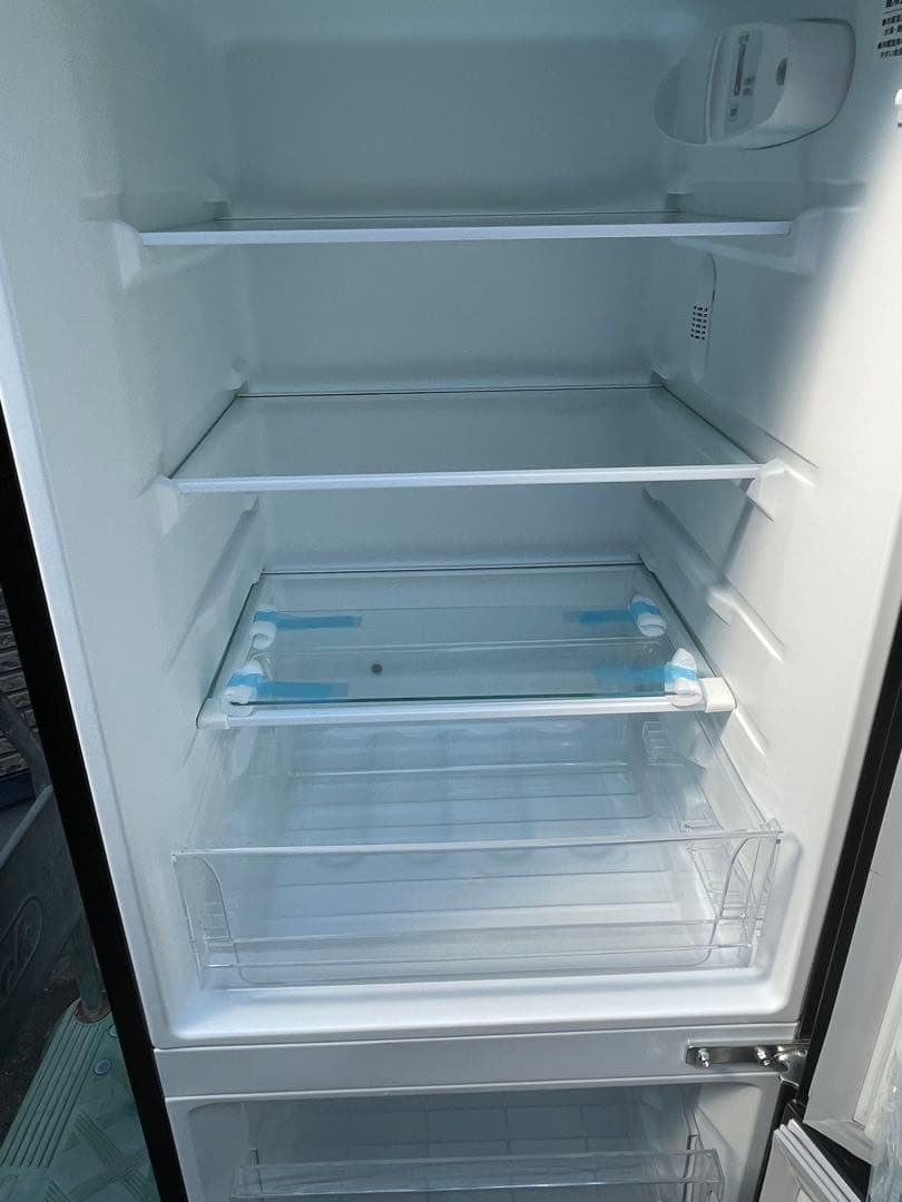 2024年製　美品　冷蔵庫　アイリスオオヤマIRSD-13A-B
