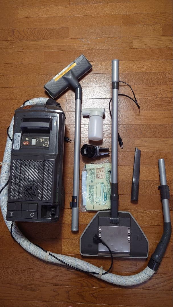 ルックスジャパン　強力な掃除機　D770