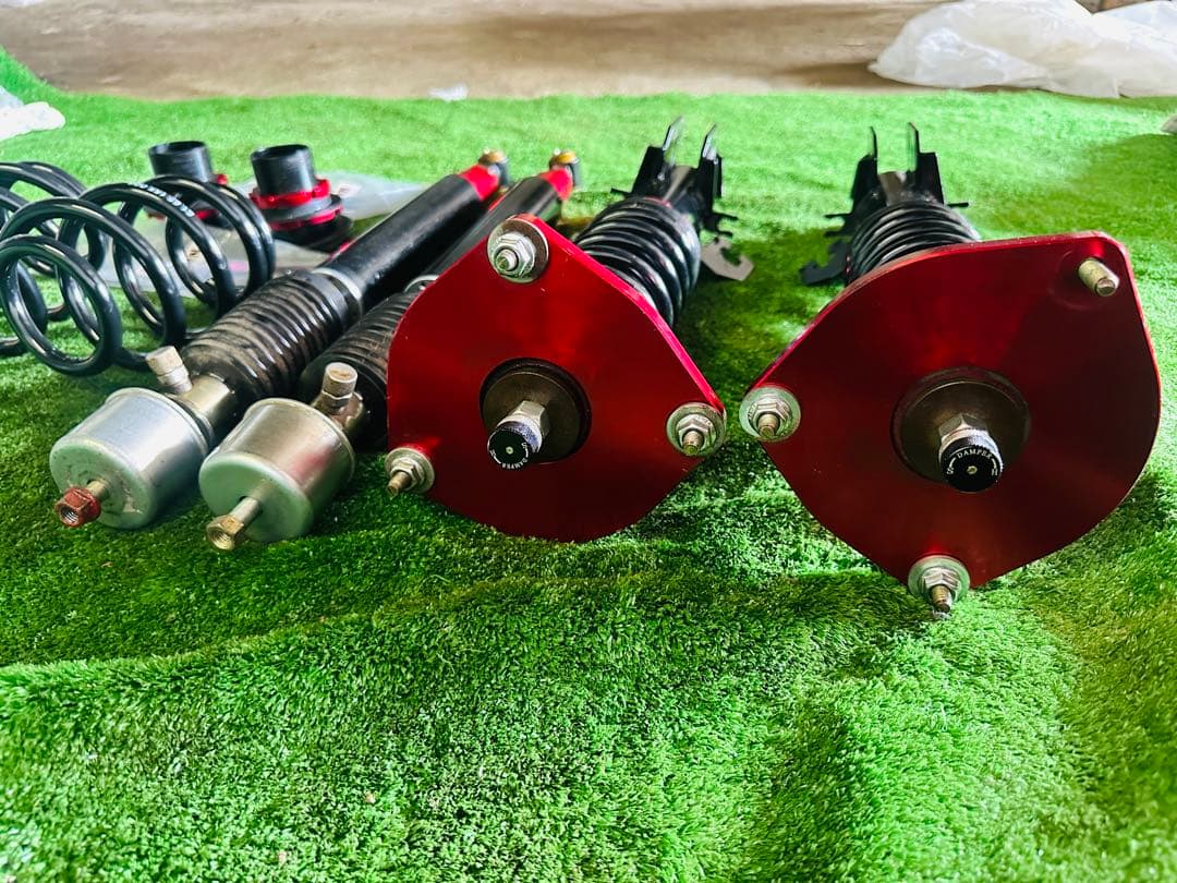 Largus ラルガス 車高調K12/Z11日産マーチキューブ サスペンション