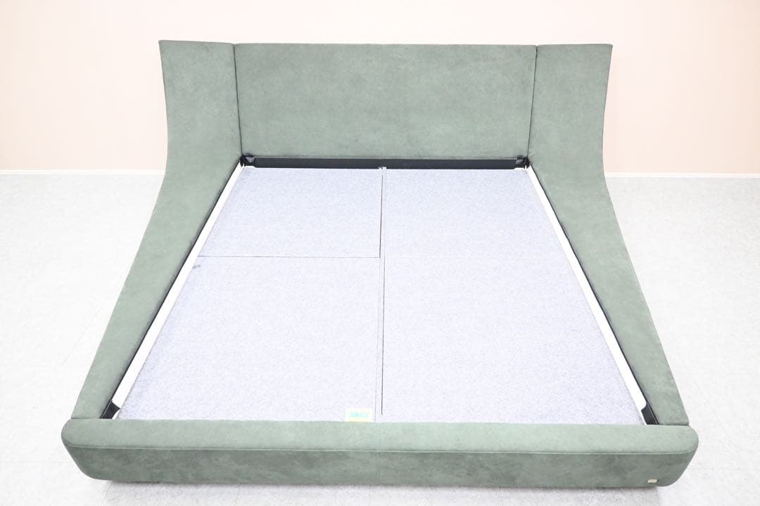 【展示品】 RUF BETTEN キングサイズ ベッドフレーム トレンドライン