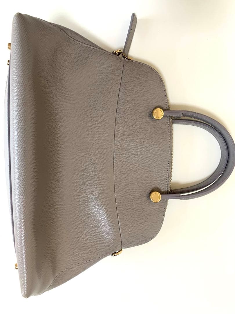 《美品・保存袋付》FURLAパイパーM グレージュハンドバッグ ショルダーバッグ