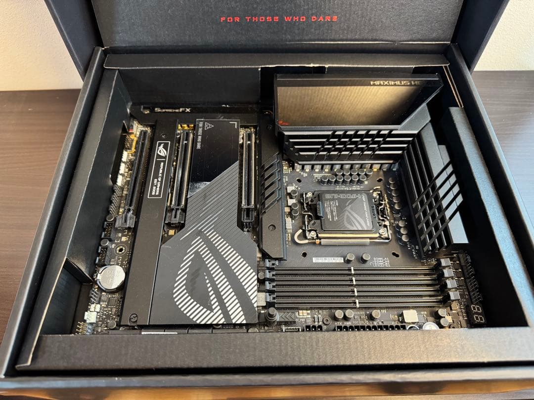 ASUS ROG MAXIMUS Z790 HERO マザーボード