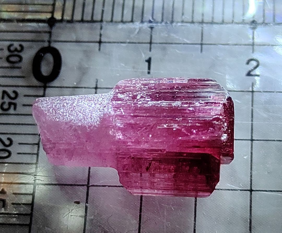 瓶入りルベライト原石とハーキマーダイヤモンド原石 レア