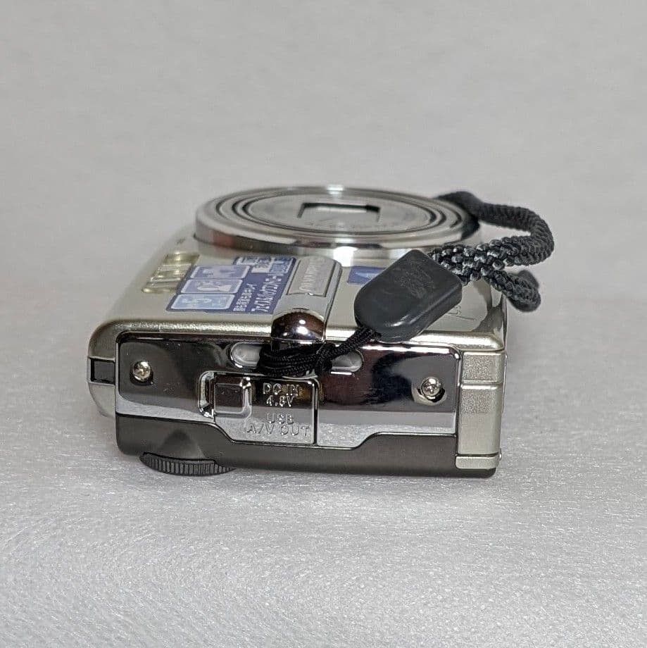 OLYMPUS μ830 シルバー オールド コンデジ 動作確認済