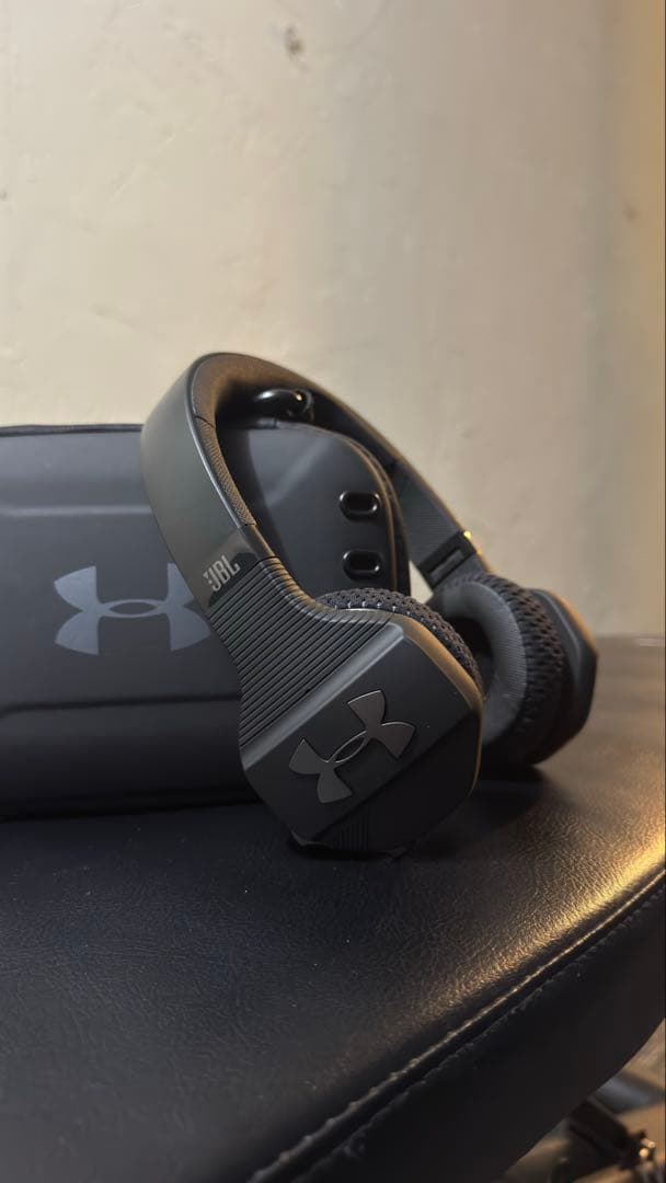 アンダーアーマーヘッドホン　JBL