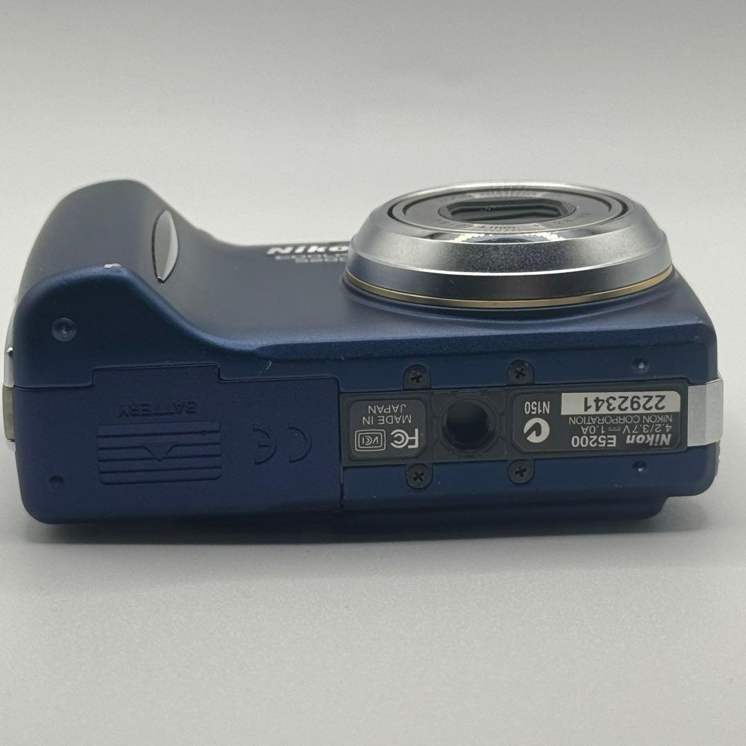★美品★ Nikon COOLPIX 5200 ブルー コンデジ ニコン 箱付