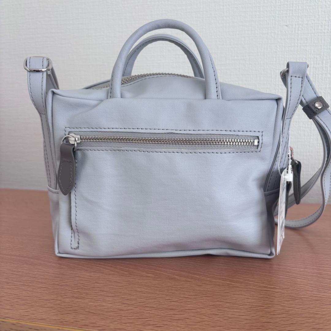 deuxC ドゥ・セー　ライトポシェットバッグ　シルバー　ホワイト　2way