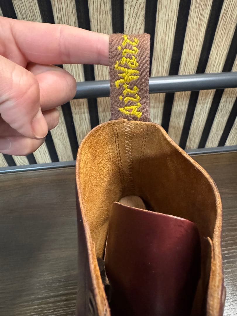 ドクターマーチン　Dr.Martens 8ホールブーツ　チェリーレッド?