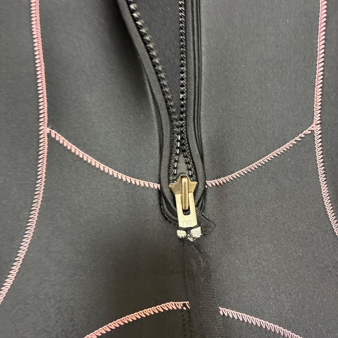 World Dive ウェットスーツ　フルスーツ 黒とピンク