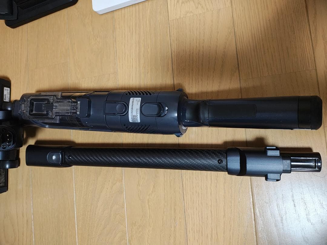 シャーク★コードレスクリーナー★LC301JBK★バッテリー新品と同等★1