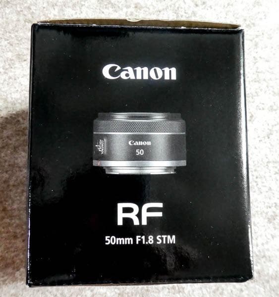 Fujioさん専用CanonRF50mm F1.8 STMフード・プロテクトつき
