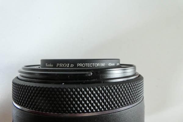 Fujioさん専用CanonRF50mm F1.8 STMフード・プロテクトつき