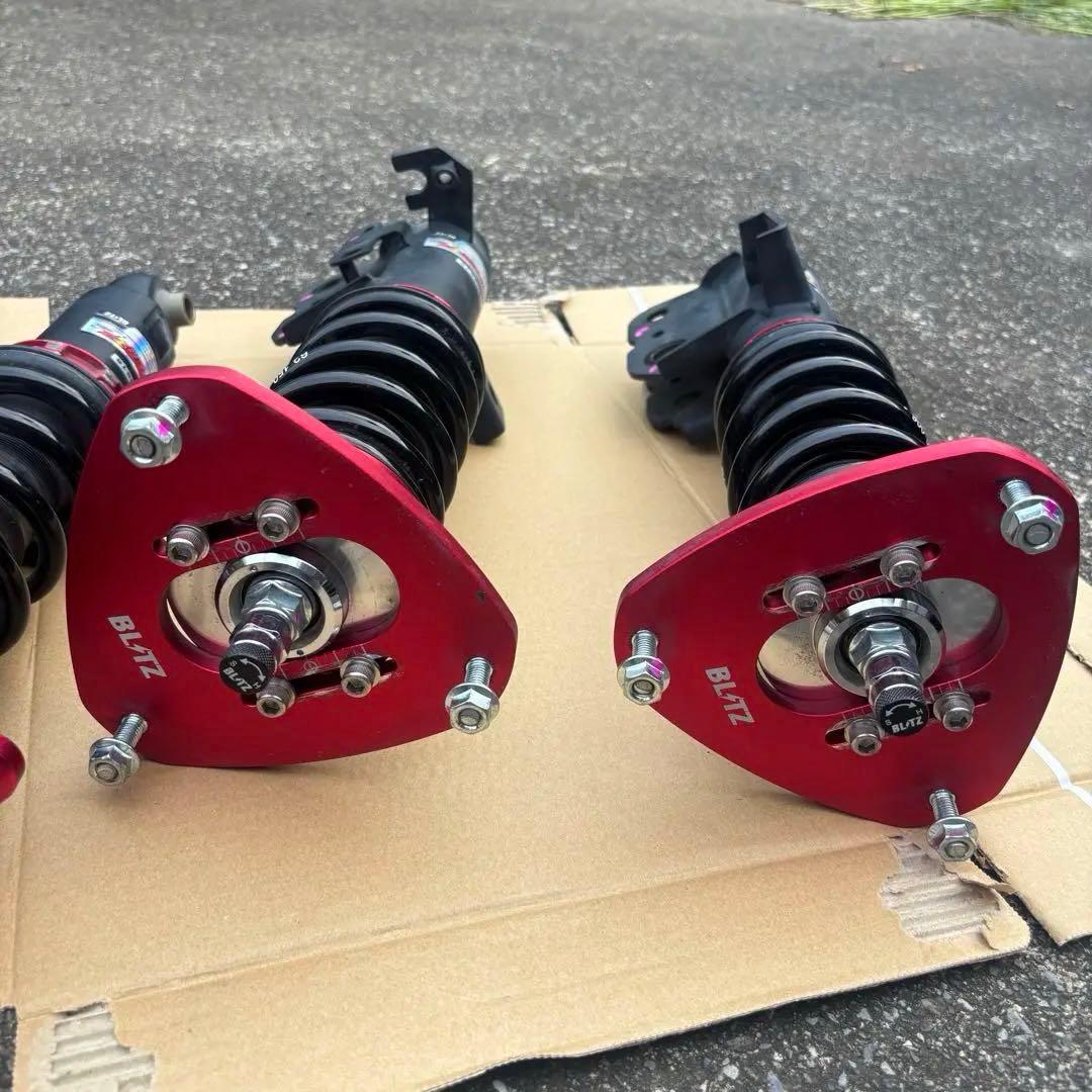 ブリッツBlitzDAMPER ZZ-R GR86 ZN8 ZN6 ZC6ZD8