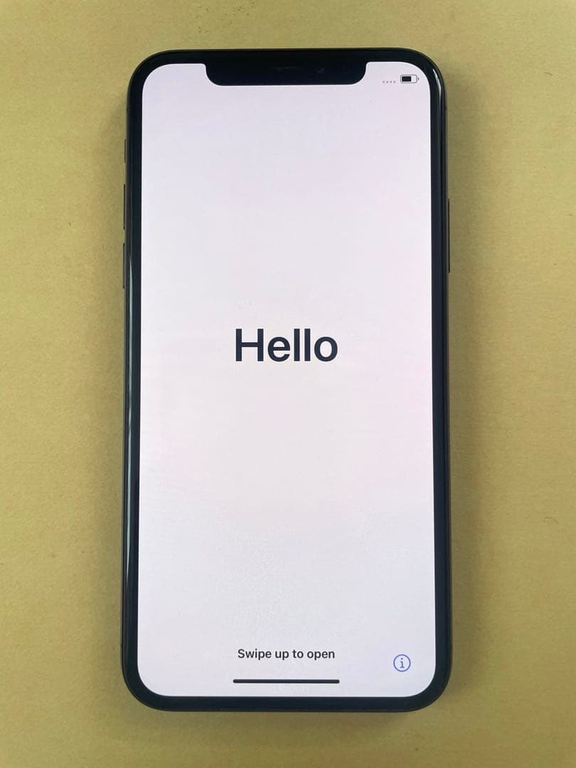 美品　iPhoneXs 256GB スペースグレイ
