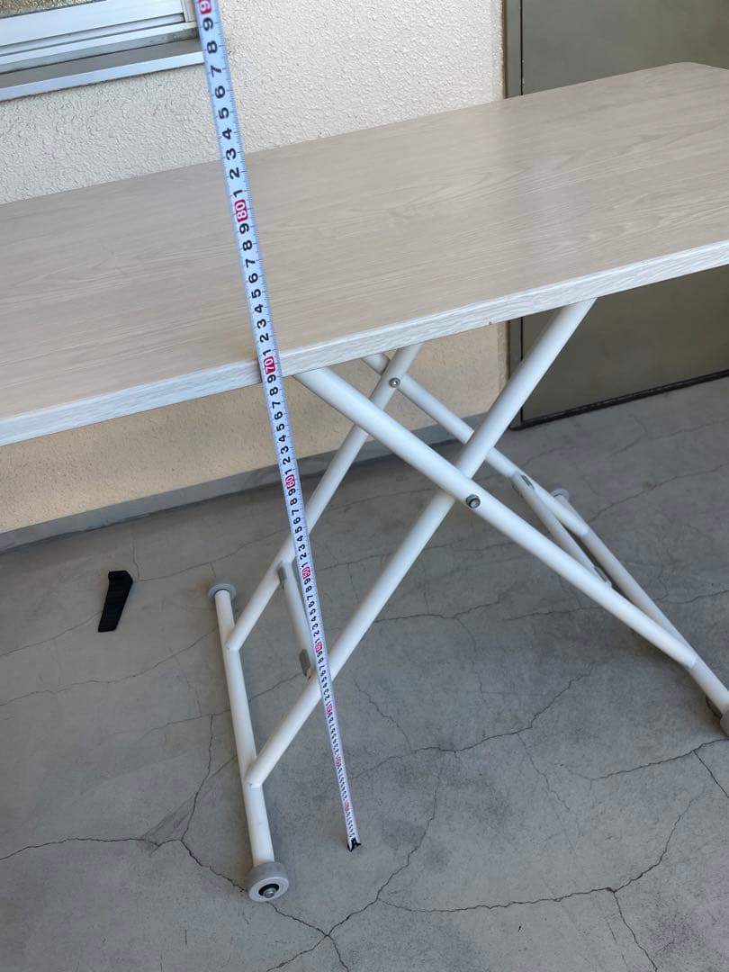 ガス式　昇降テーブル　リビング　ダイニング　ニトリ　ホワイト