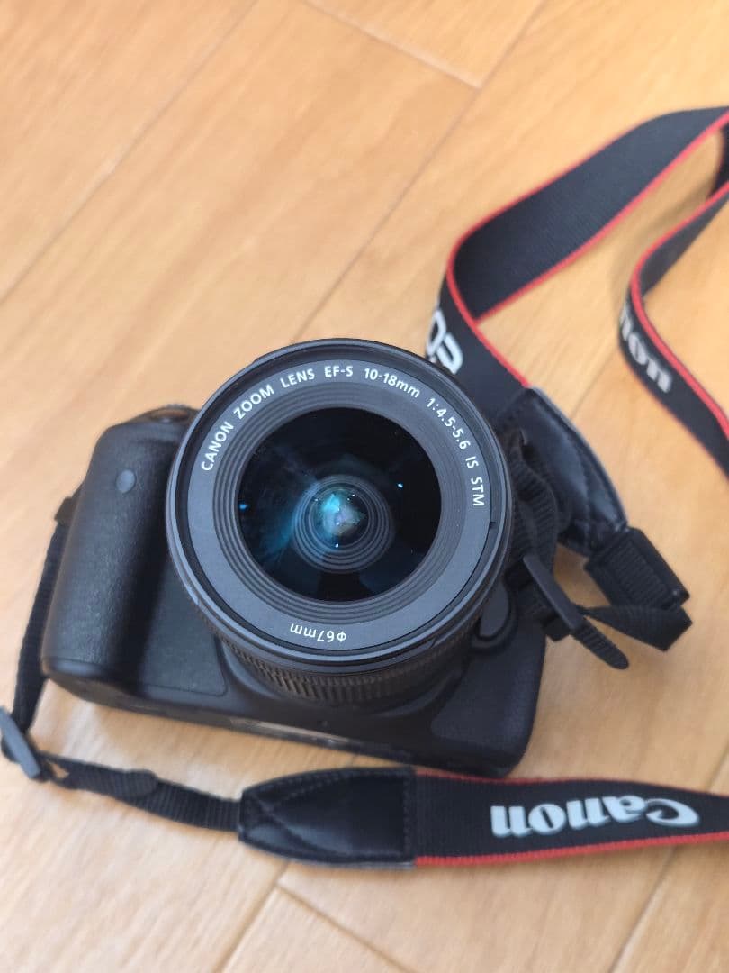 Canon EOS Kiss X8i デジタル一眼レフカメラ