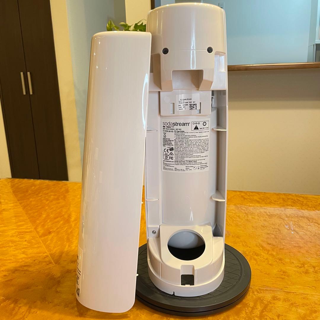 Sodastream One Touch 満タンガスシリンダー2本、ボトル2本