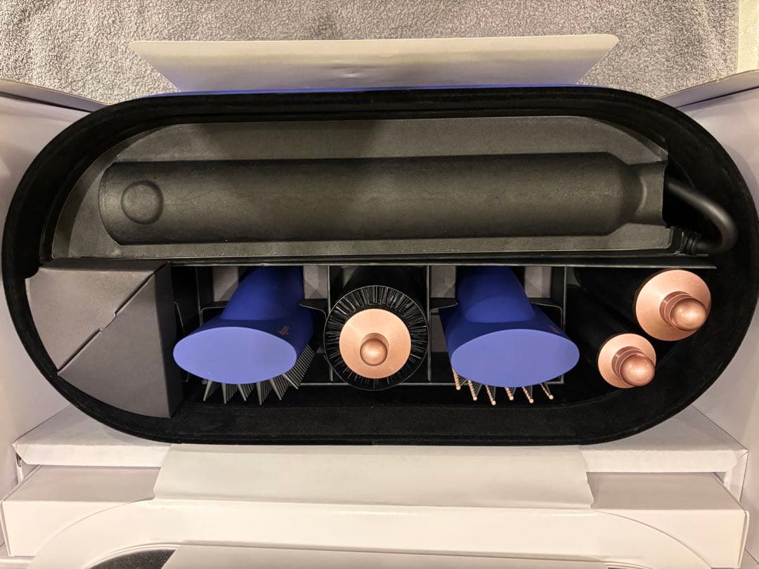 Dyson カールドライヤー 青色