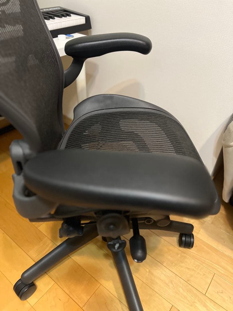 ハーマンミラー　JOIFA339 美品　 2012年製