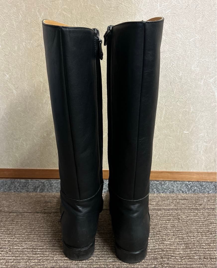 Salvatore Ferragamo ブーツ　ブラック