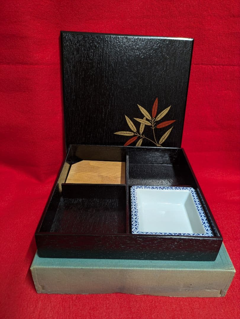 松花堂弁当箱　８客　 木製漆器　懐石弁当、茶道具