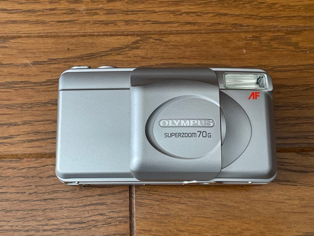 新品電池に入れ替え済み！OLYMPUS SUPERZOOM 70G