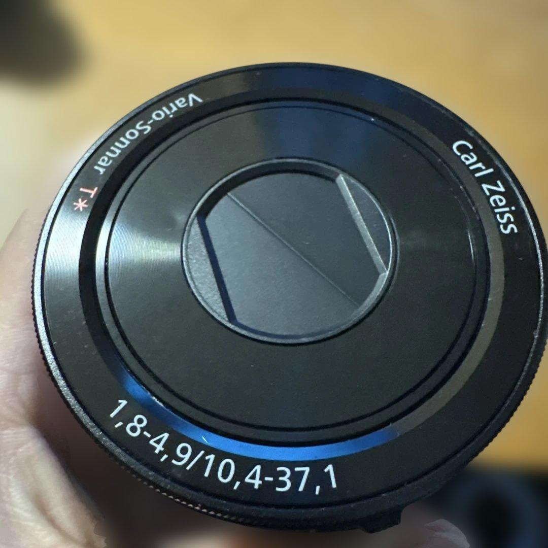 Carl Zeiss Vario-Tessar レンズ DSC-QX100