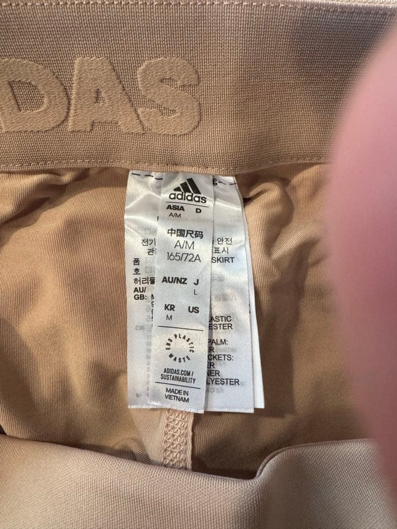 adidas フーディー＆スカート セットアップ ベージュ系ゴルフウェアSサイズ