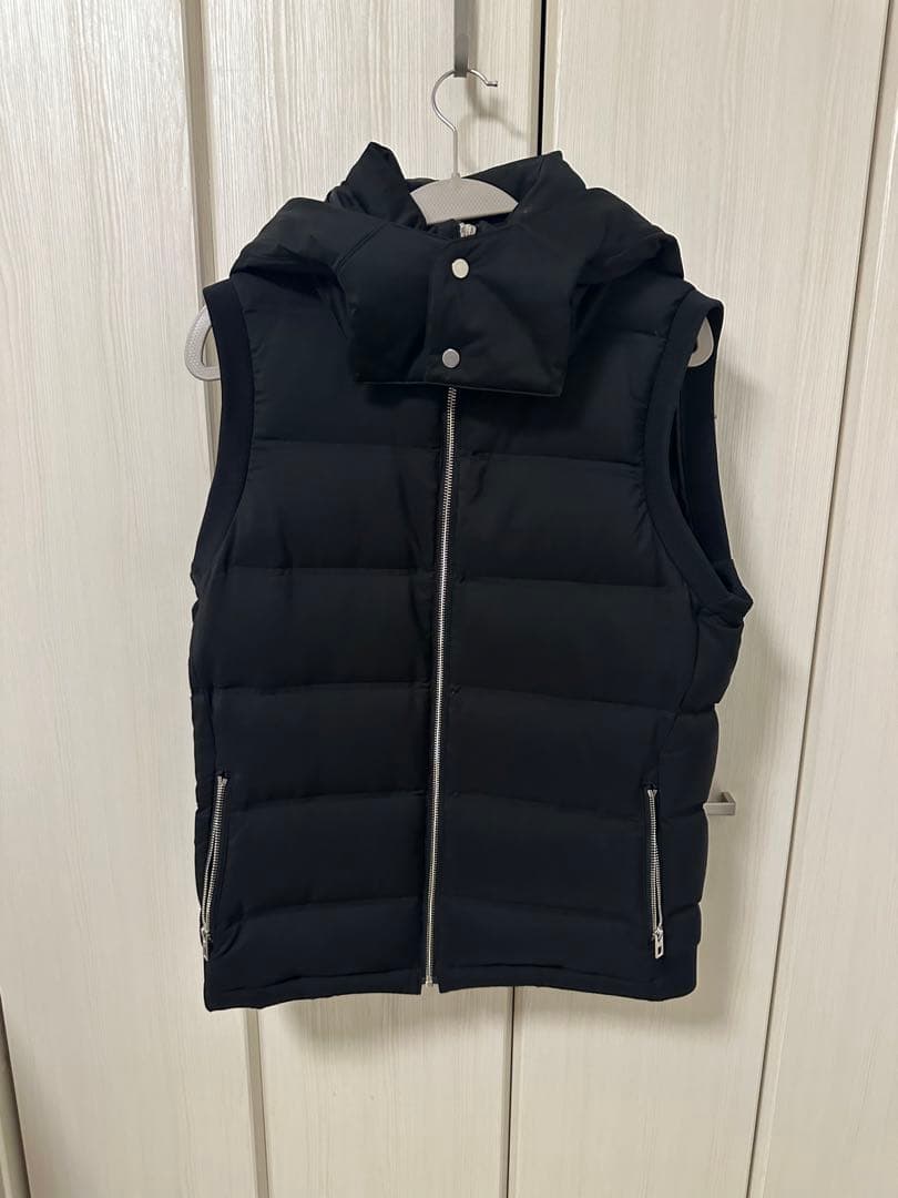   ダウンベスト 黒