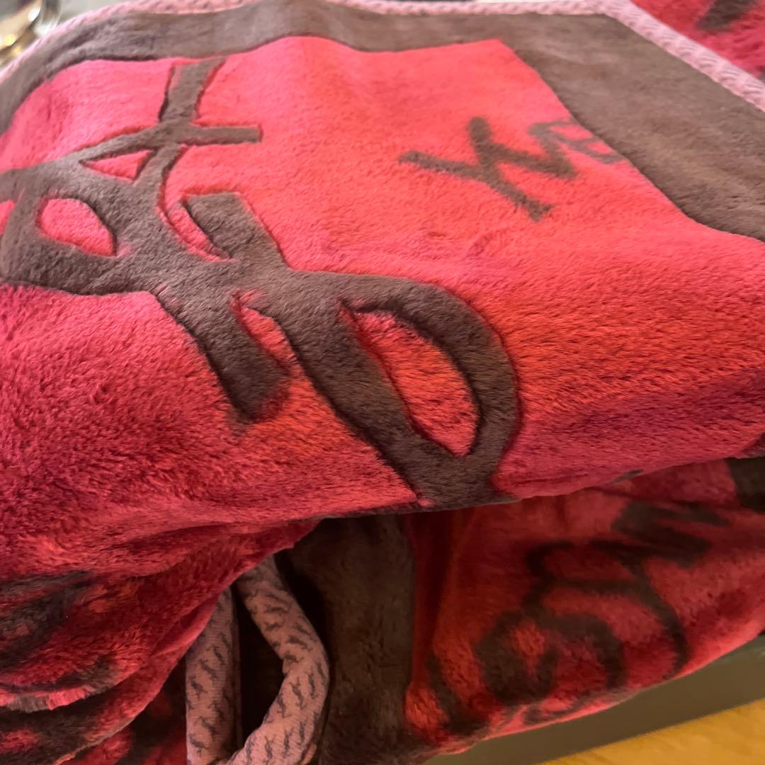 実家断捨離Yves Saint Laurent ニューマイヤー毛布 シングル新品