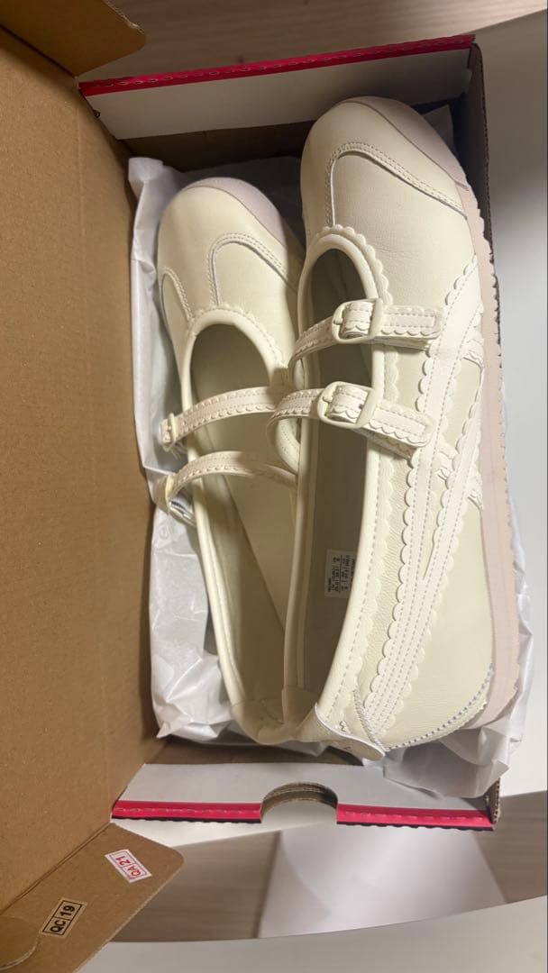 靴 Onitsuka Tiger MEXICO 66 TGRS