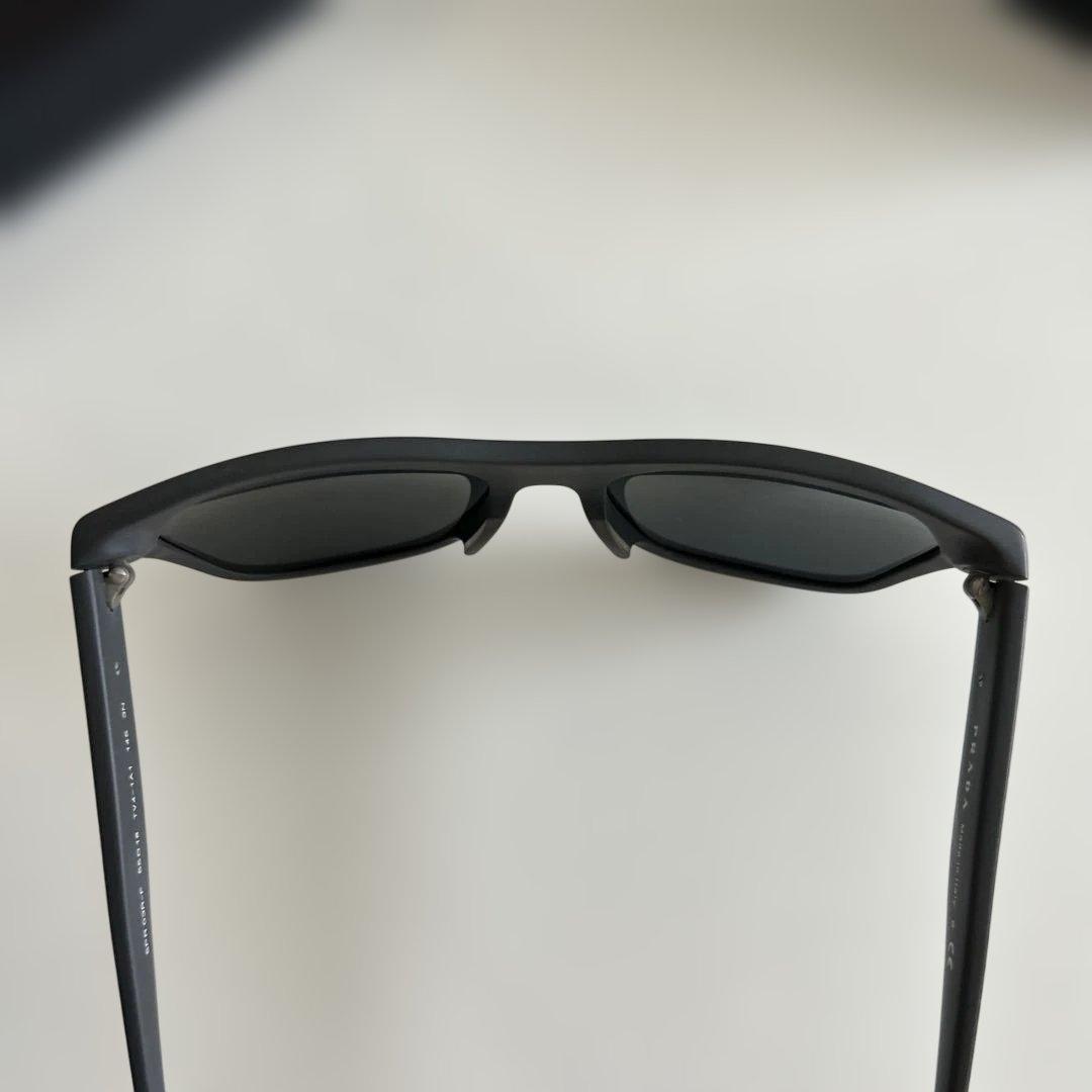 プラダPRADA サングラス　ブラック　マット