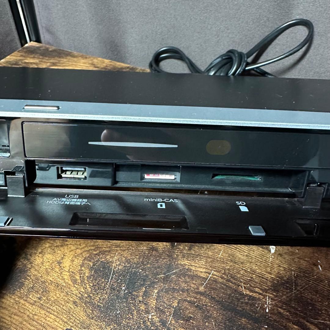 《3番組同時録画》FUNAI フナイ ブルーレイレコーダー FBR-HT1000