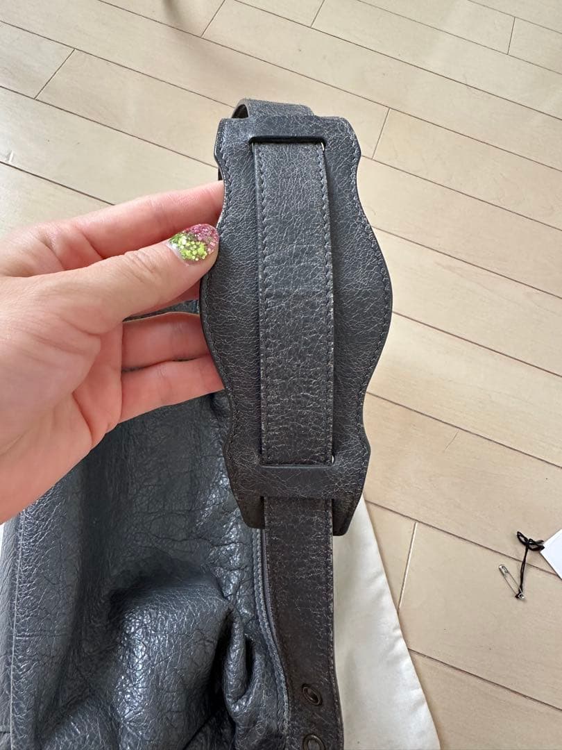 バレンシアガ バッグ　ショルダーバッグ