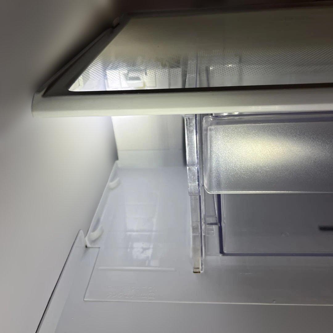 HITACHI 冷蔵庫 R-V32TV 製氷タンクなし　2024年製