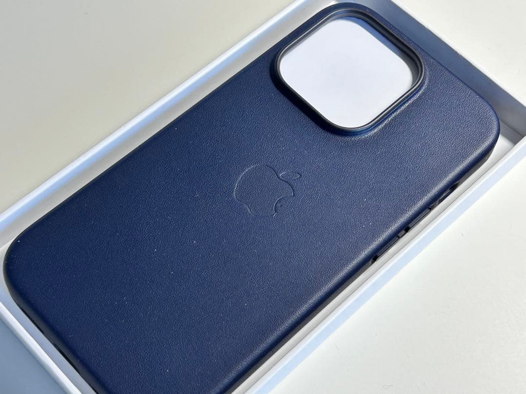 【新品】純正 iPhone 14 Pro レザーケース・インク①