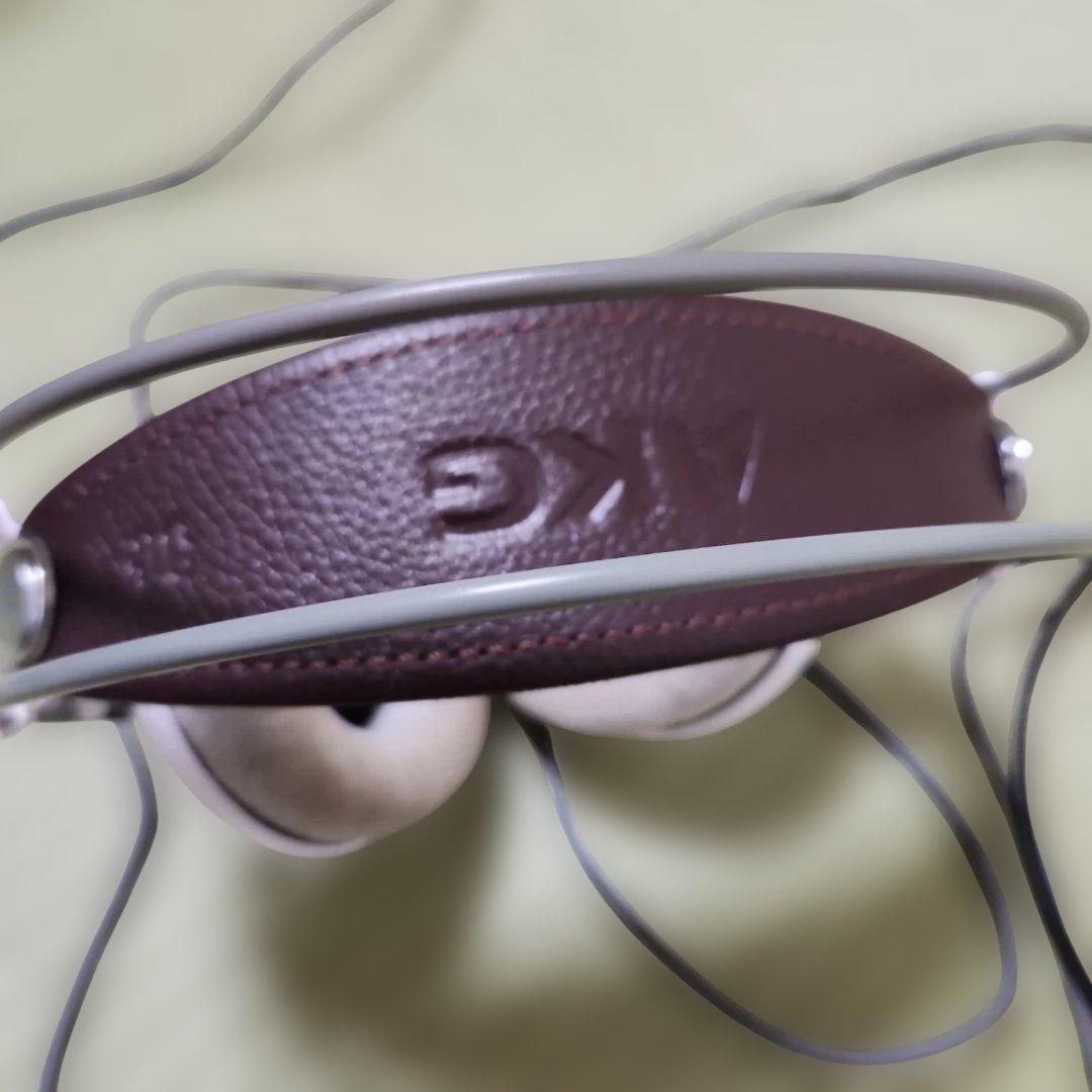 akg K701有線ヘッドホン　モニターヘッドホン