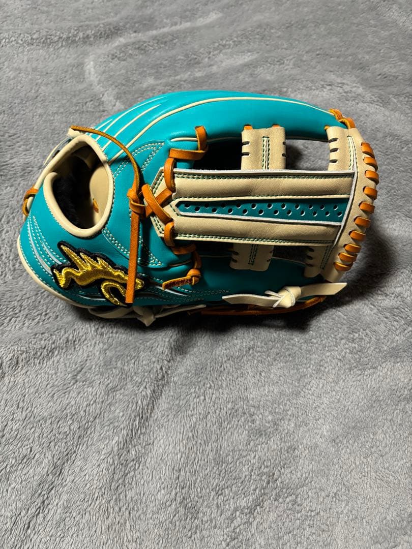 RYU 軟式内野手用グラブ　限定モデル