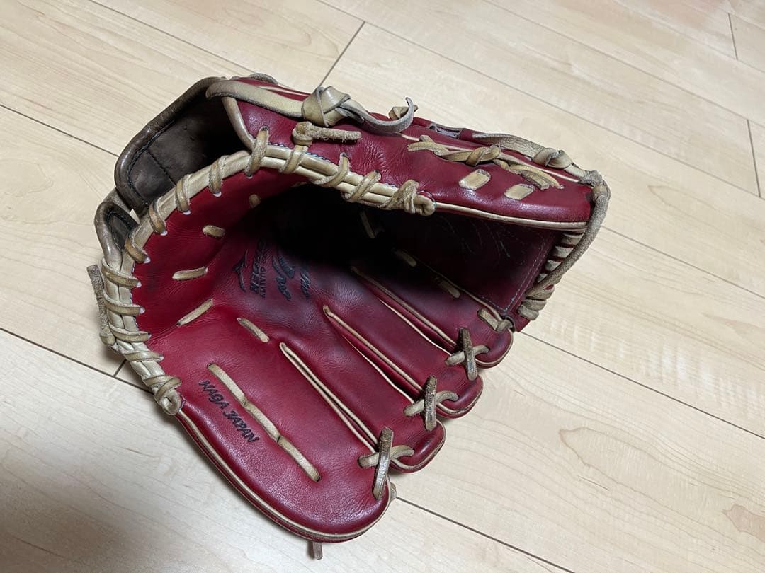 ミズノプロ　硬式投手用グローブ　石川モデル　HAGA JAPAN 袋付き