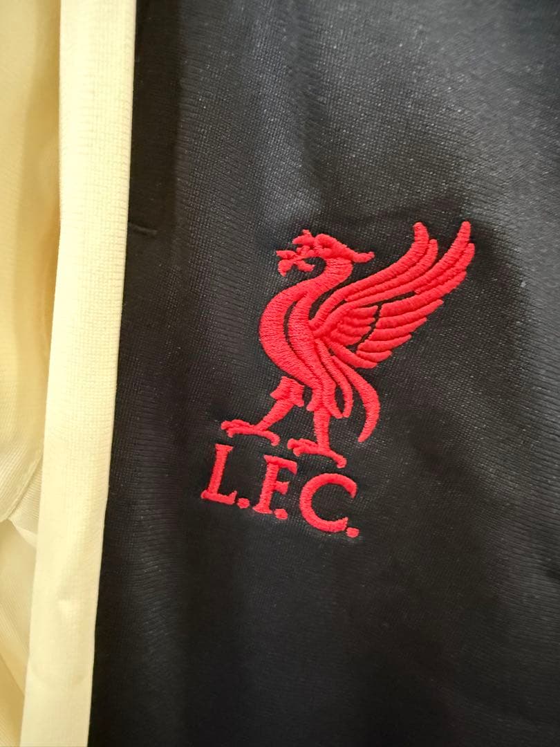 【新品】 リバプールFC トラックスーツ オフホワイト24/25 S