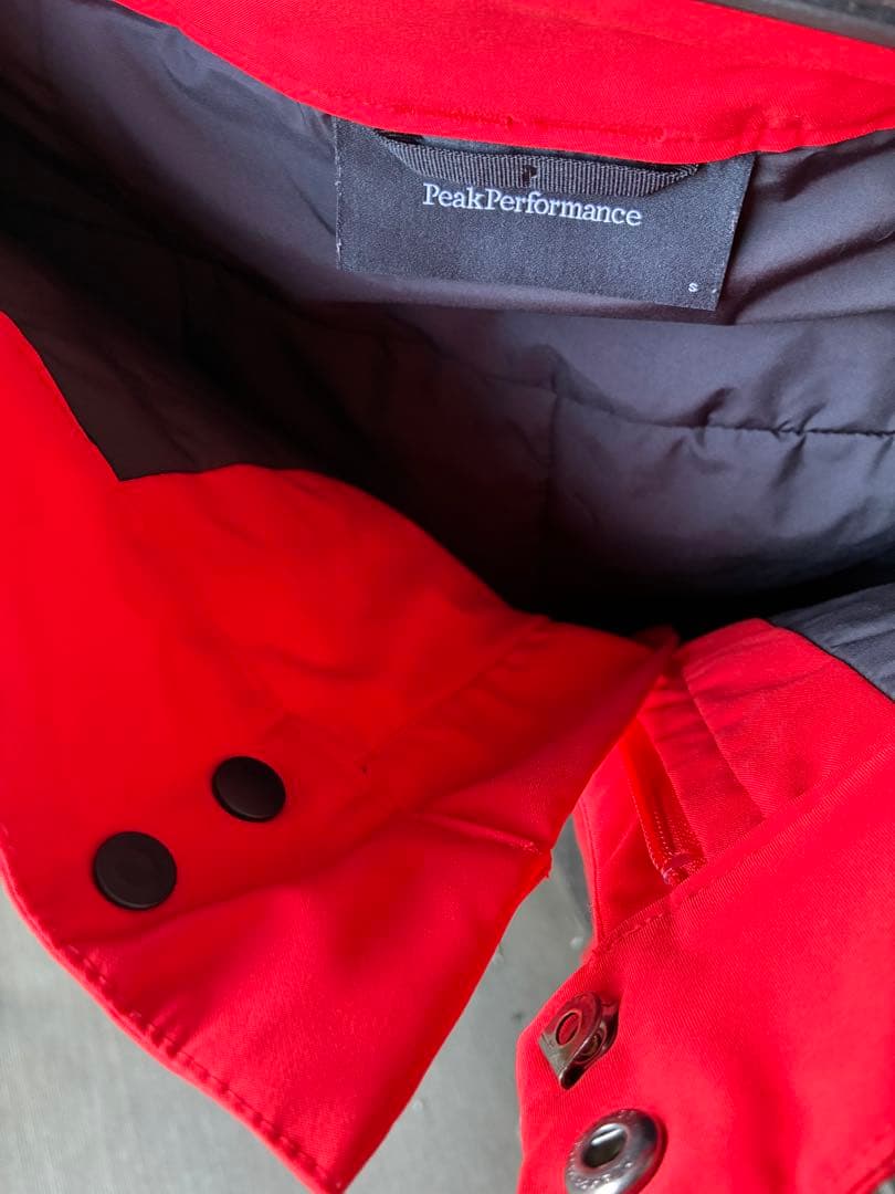 Peak Performance Maroon 上下 Ｓ(日本サイズM)