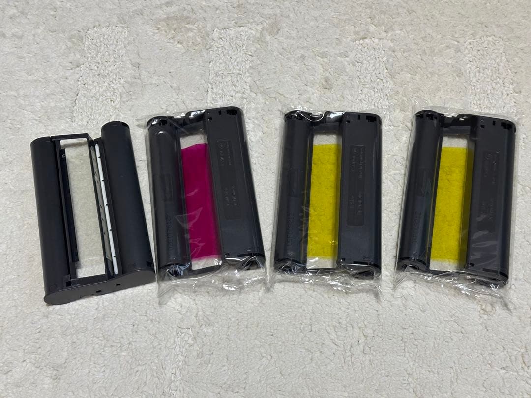 Canon SELPHY セルフィ CP1300ホワイトフィルム、インク多数あり