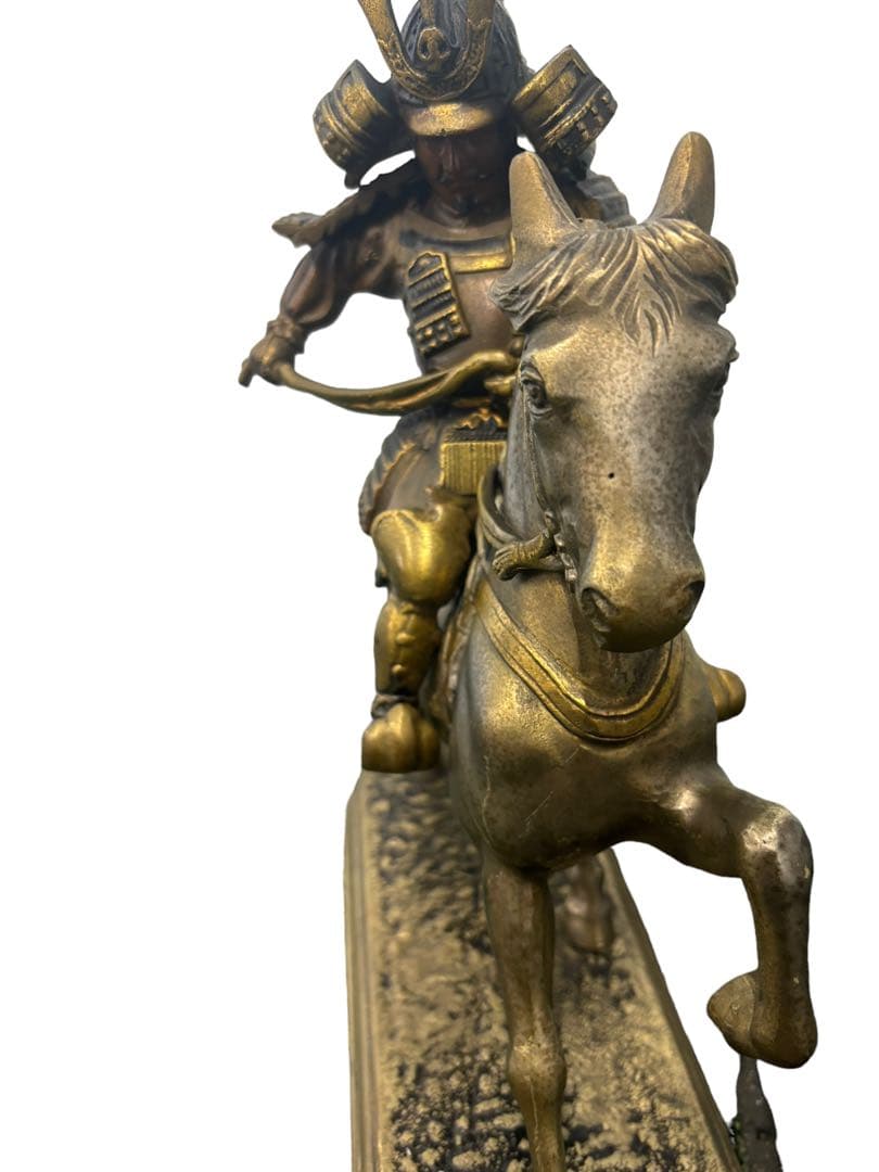 戦国武将 置物 甲冑 乗馬　真鍮製　置物　【骨董品】