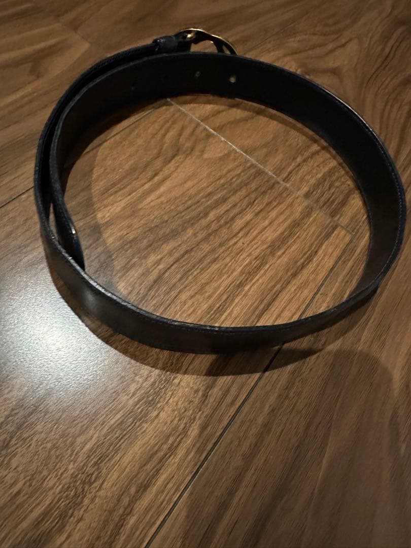 GUCCI グッチ ブラックレザーベルト 70/28